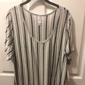 3x NEW classic tee! Lularoe